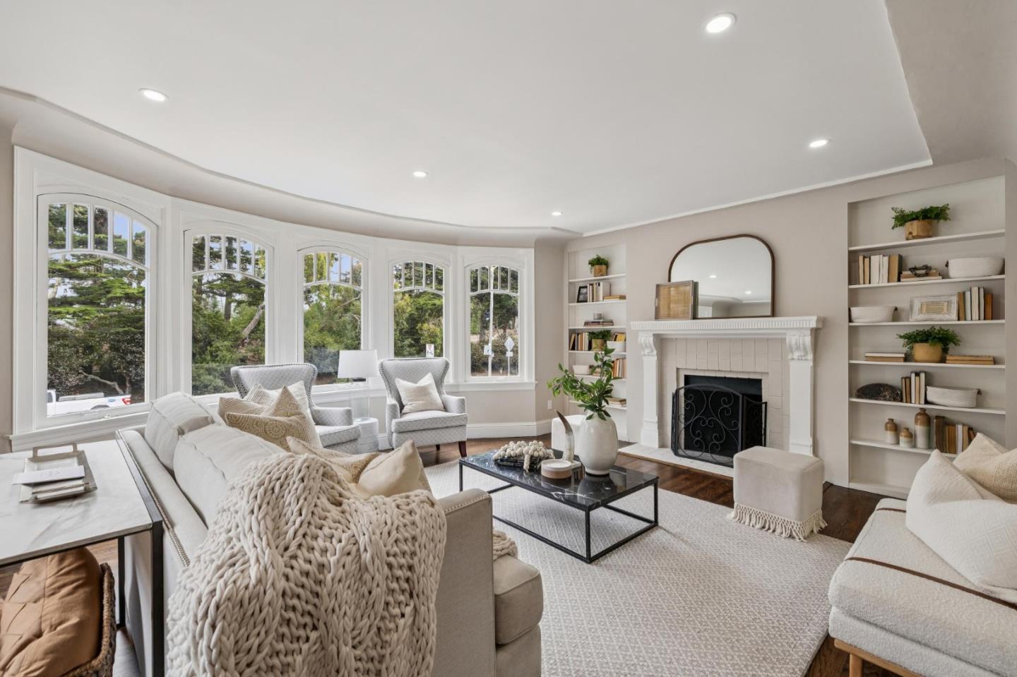 Detail Gallery Image 6 of 78 For 2615 Lincoln Way, San Francisco,  CA 94122 - 3 Beds | 2 Baths