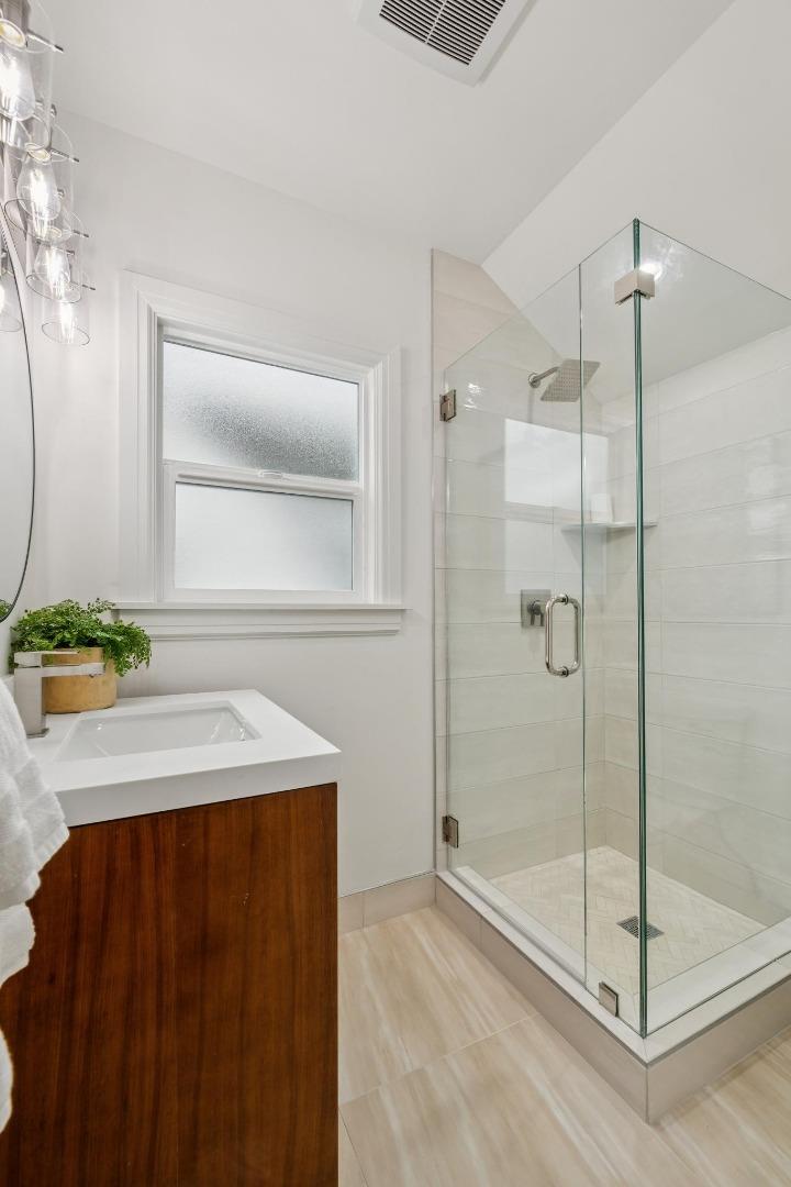 Detail Gallery Image 62 of 78 For 2615 Lincoln Way, San Francisco,  CA 94122 - 3 Beds | 2 Baths