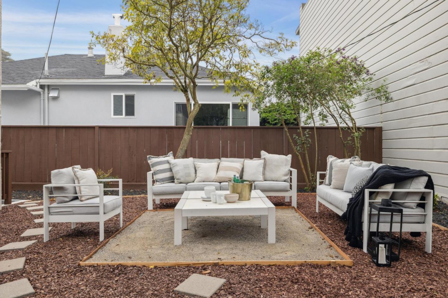 Detail Gallery Image 69 of 78 For 2615 Lincoln Way, San Francisco,  CA 94122 - 3 Beds | 2 Baths