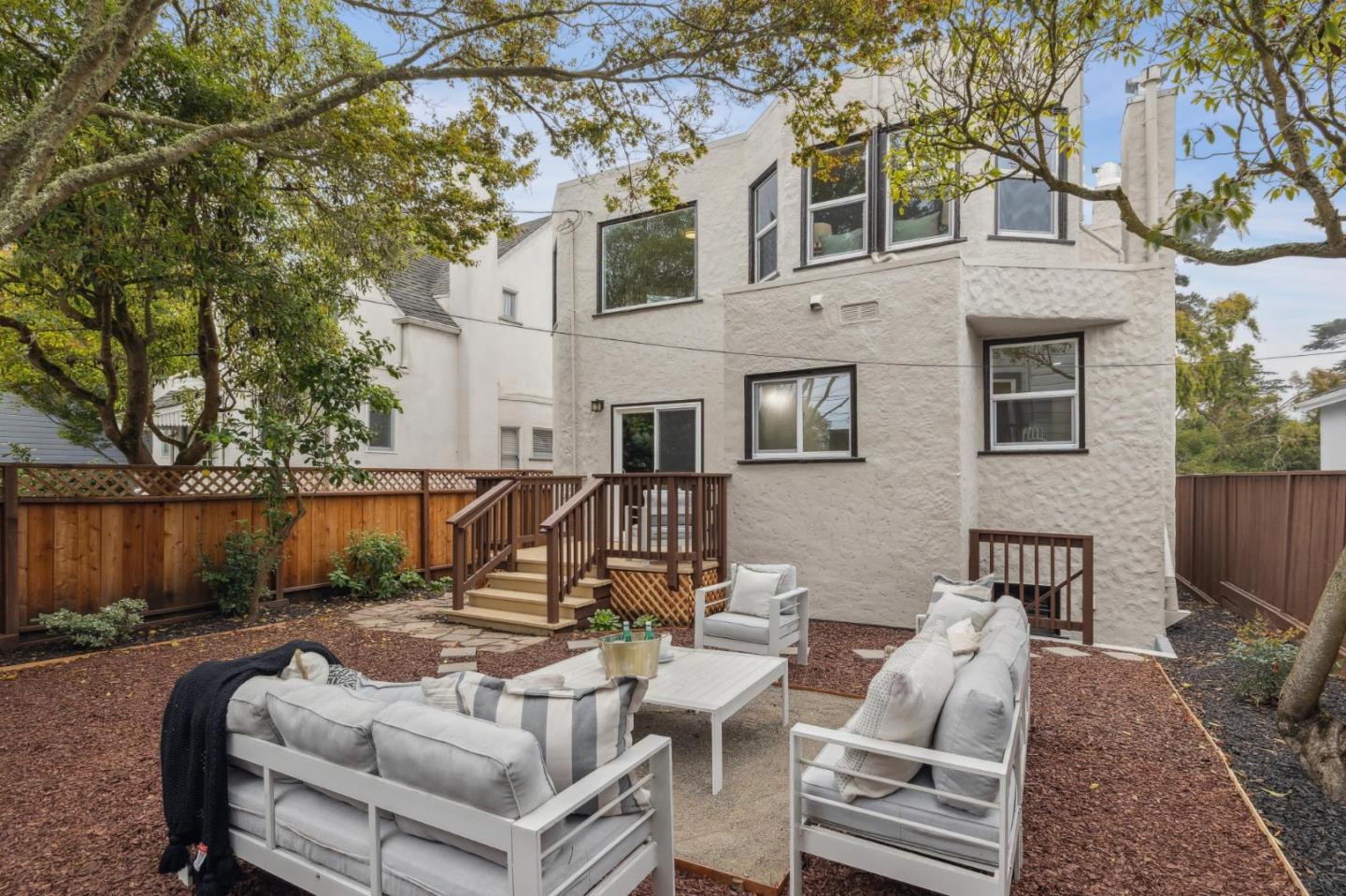 Detail Gallery Image 73 of 78 For 2615 Lincoln Way, San Francisco,  CA 94122 - 3 Beds | 2 Baths