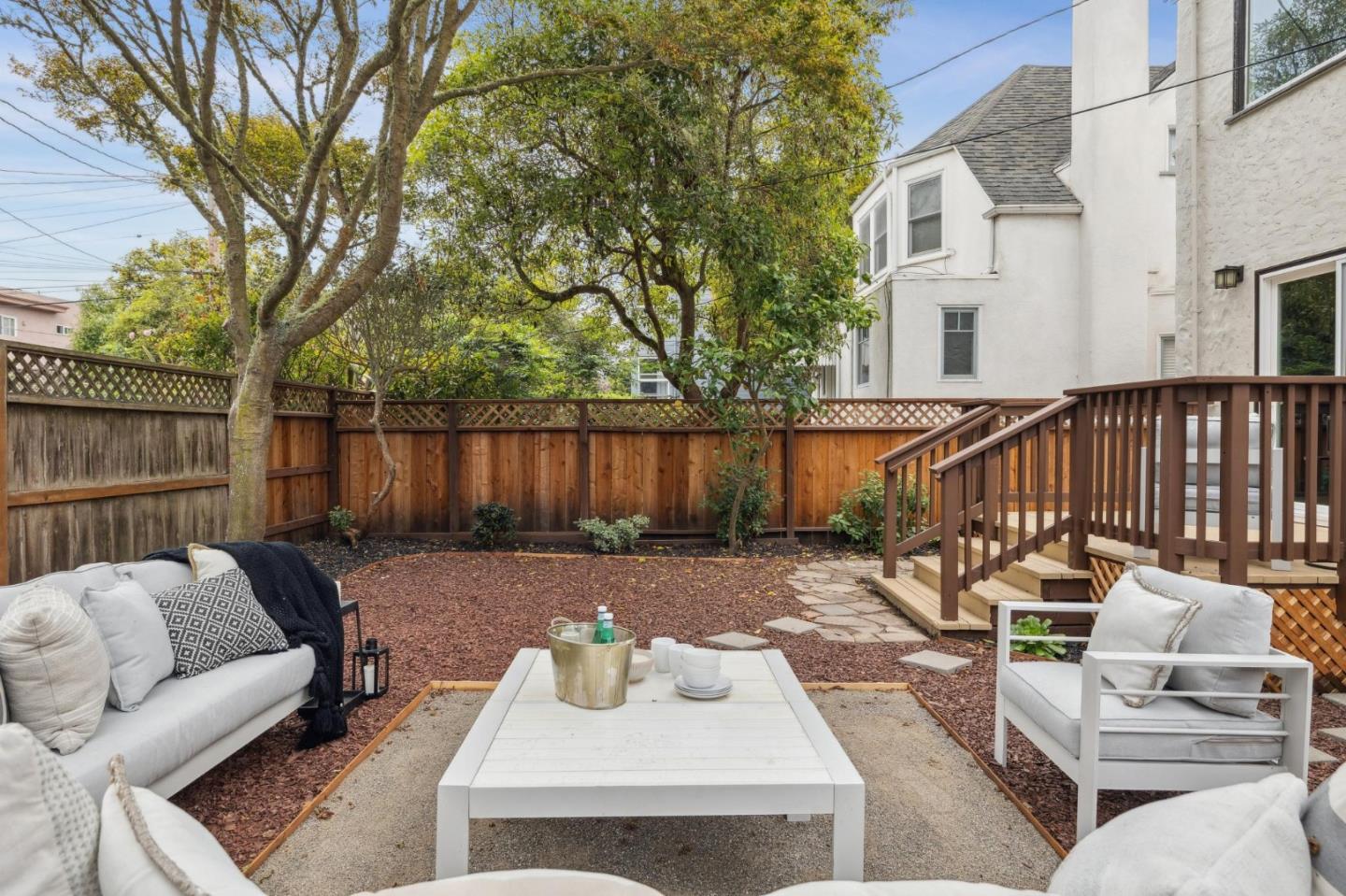 Detail Gallery Image 75 of 78 For 2615 Lincoln Way, San Francisco,  CA 94122 - 3 Beds | 2 Baths