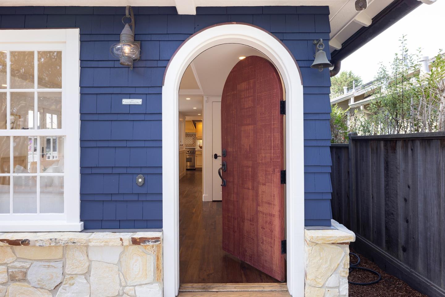 Detail Gallery Image 3 of 31 For 0 Guadalupe 4 Nw of 1st, Carmel,  CA 93921 - 3 Beds | 3/1 Baths