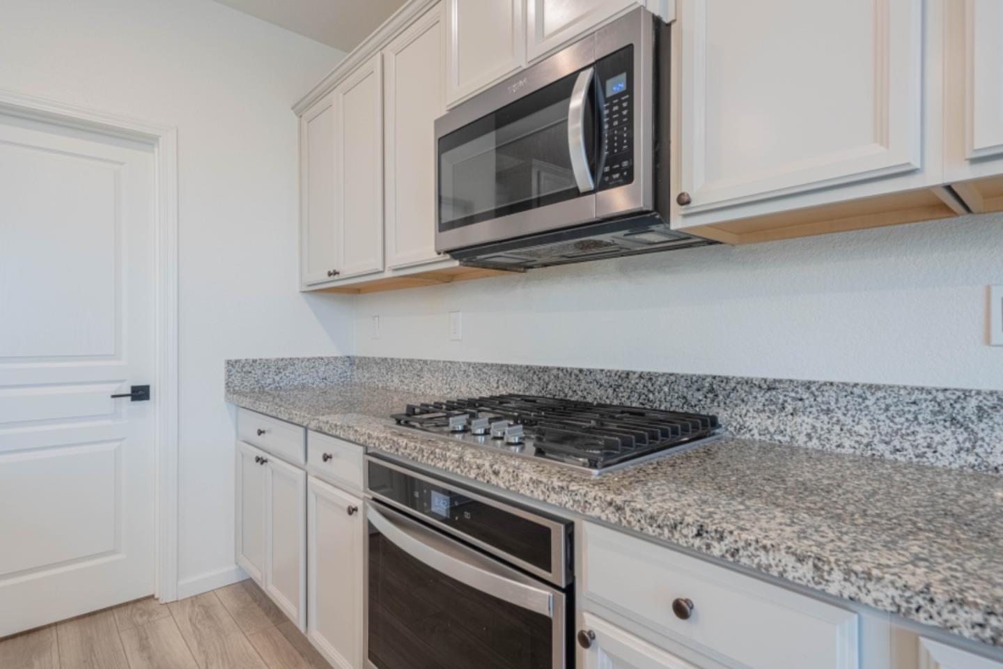 Detail Gallery Image 21 of 60 For 1121 Trailside Dr, San Juan Bautista,  CA 95045 - 4 Beds | 3/1 Baths