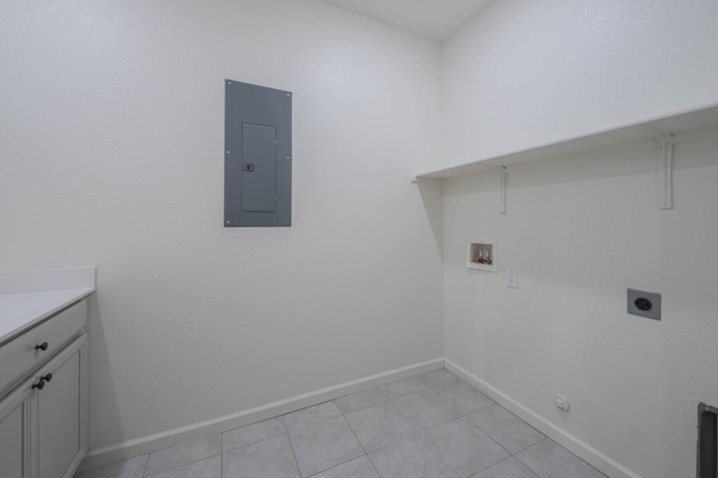 Detail Gallery Image 47 of 60 For 1121 Trailside Dr, San Juan Bautista,  CA 95045 - 4 Beds | 3/1 Baths