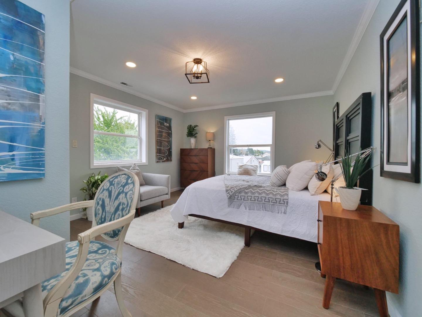 Detail Gallery Image 15 of 33 For 3000 56th Ave, Oakland,  CA 94605 - 4 Beds | 2 Baths