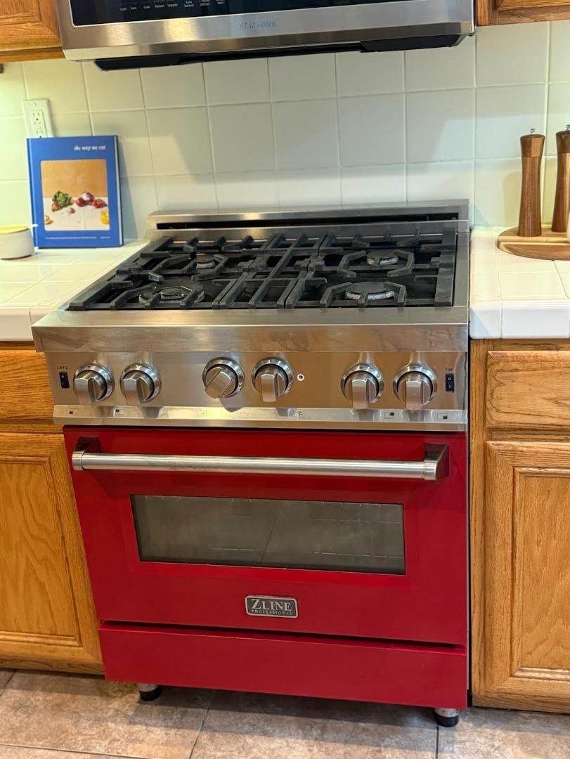 Detail Gallery Image 16 of 33 For 16 Vista Pointe Dr, Watsonville,  CA 95076 - 4 Beds | 2/1 Baths