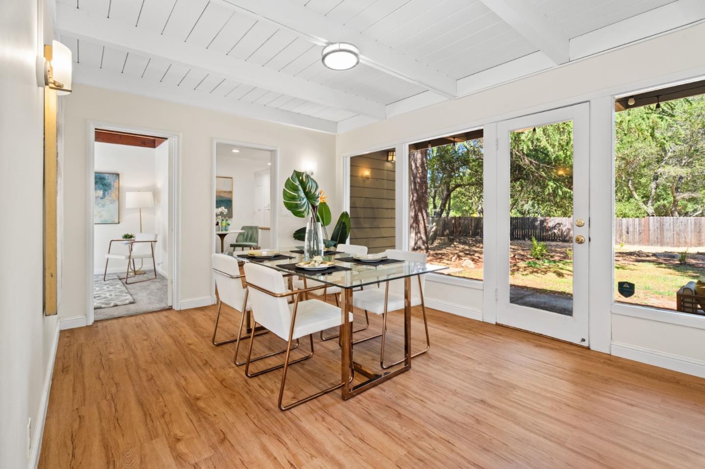 Detail Gallery Image 13 of 32 For 20141 Mendelsohn Ln, Saratoga,  CA 95070 - – Beds | – Baths