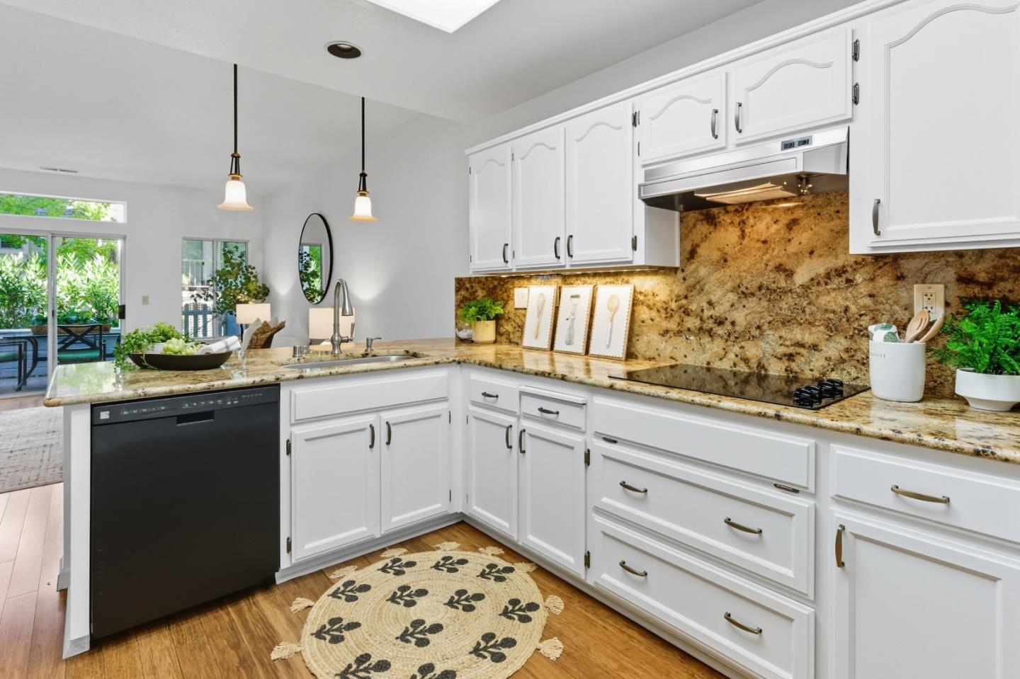 Detail Gallery Image 15 of 35 For 7812 Prestwick Cir, San Jose,  CA 95135 - 2 Beds | 2 Baths