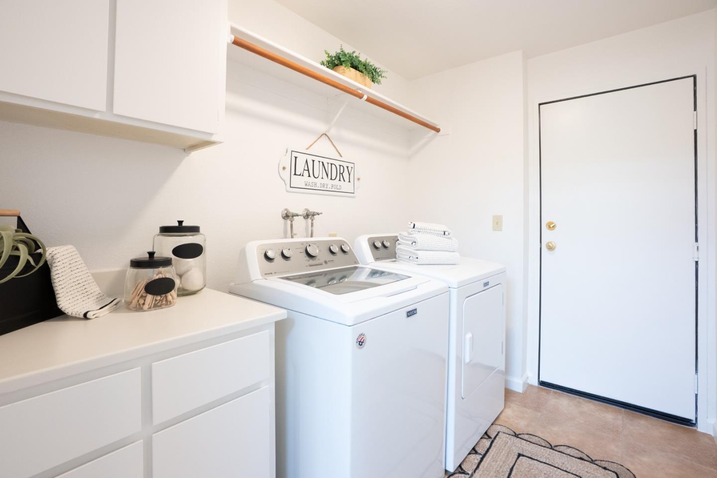 Detail Gallery Image 25 of 35 For 7812 Prestwick Cir, San Jose,  CA 95135 - 2 Beds | 2 Baths