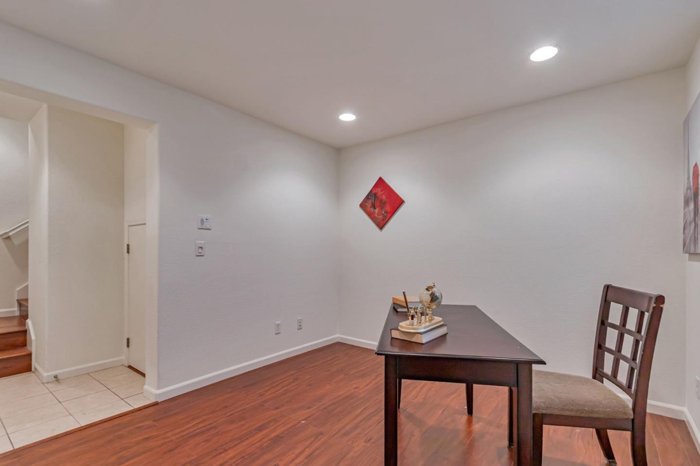 Detail Gallery Image 17 of 44 For 1103 Vida Larga Loop, Milpitas,  CA 95035 - 4 Beds | 3/1 Baths