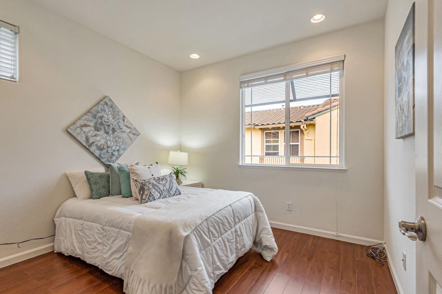 Detail Gallery Image 22 of 44 For 1103 Vida Larga Loop, Milpitas,  CA 95035 - 4 Beds | 3/1 Baths