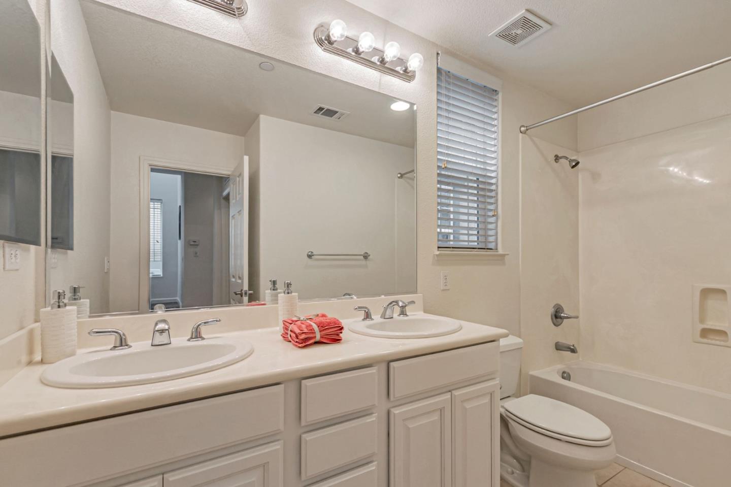 Detail Gallery Image 30 of 44 For 1103 Vida Larga Loop, Milpitas,  CA 95035 - 4 Beds | 3/1 Baths