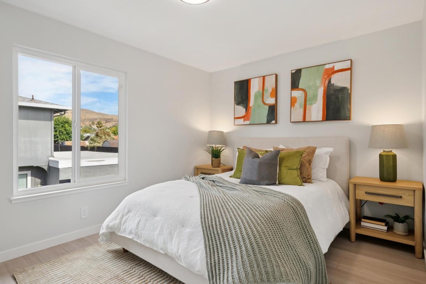 Detail Gallery Image 10 of 17 For 3352 Landess Ave #D,  San Jose,  CA 95132 - 3 Beds | 1/1 Baths