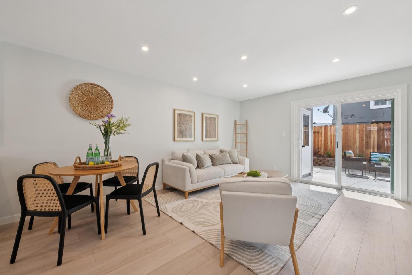 Detail Gallery Image 2 of 17 For 3352 Landess Ave #D,  San Jose,  CA 95132 - 3 Beds | 1/1 Baths