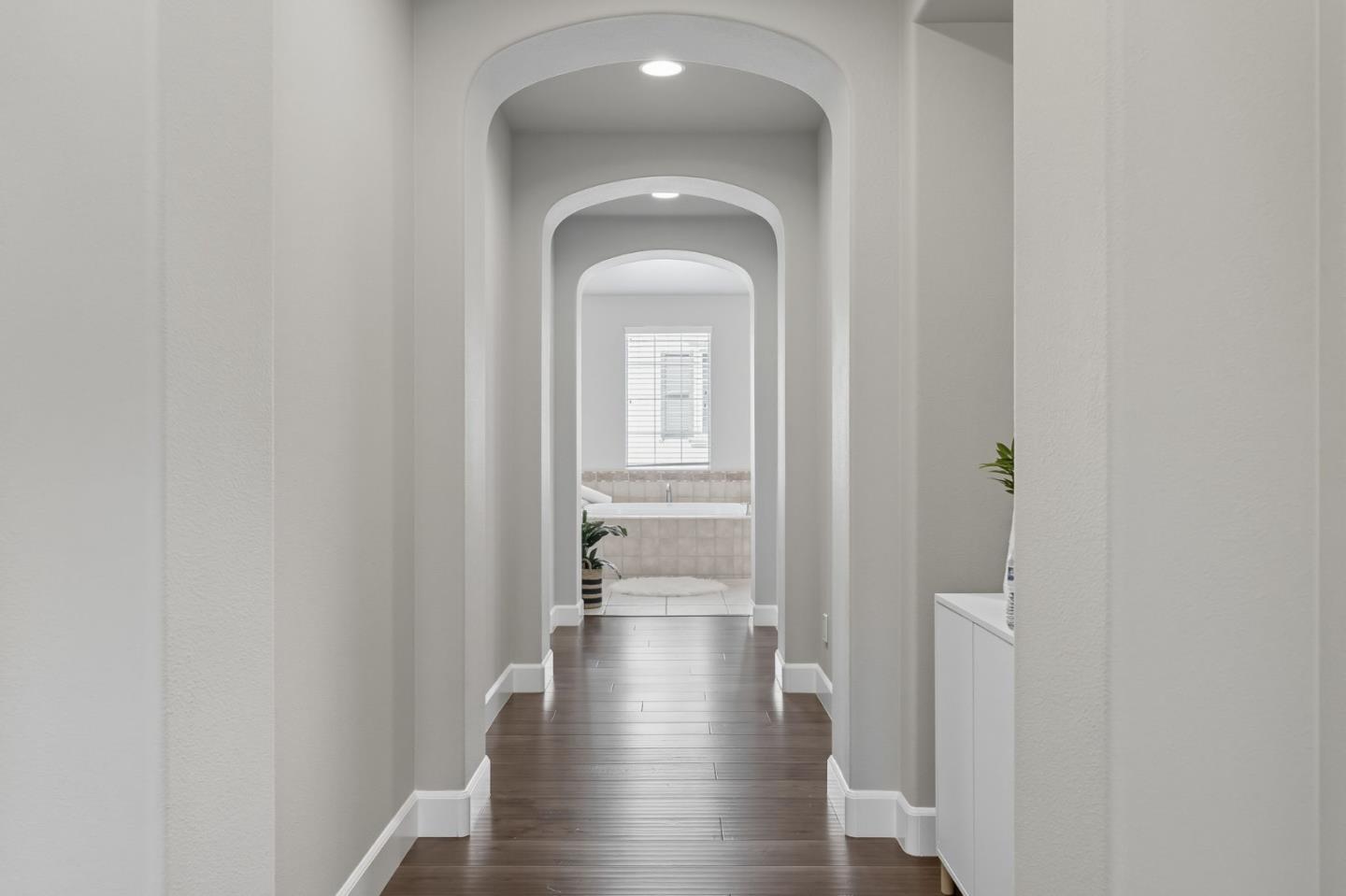 Detail Gallery Image 28 of 55 For 2129 Creekview Dr, Danville,  CA 94506 - 5 Beds | 5 Baths