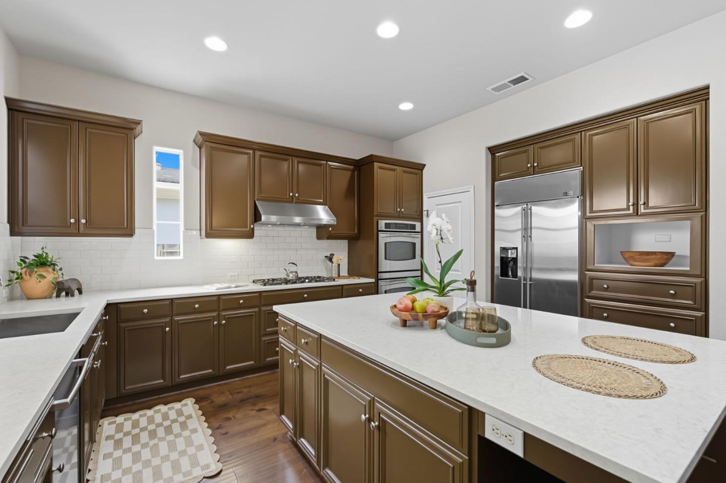 Detail Gallery Image 6 of 55 For 2129 Creekview Dr, Danville,  CA 94506 - 5 Beds | 5 Baths