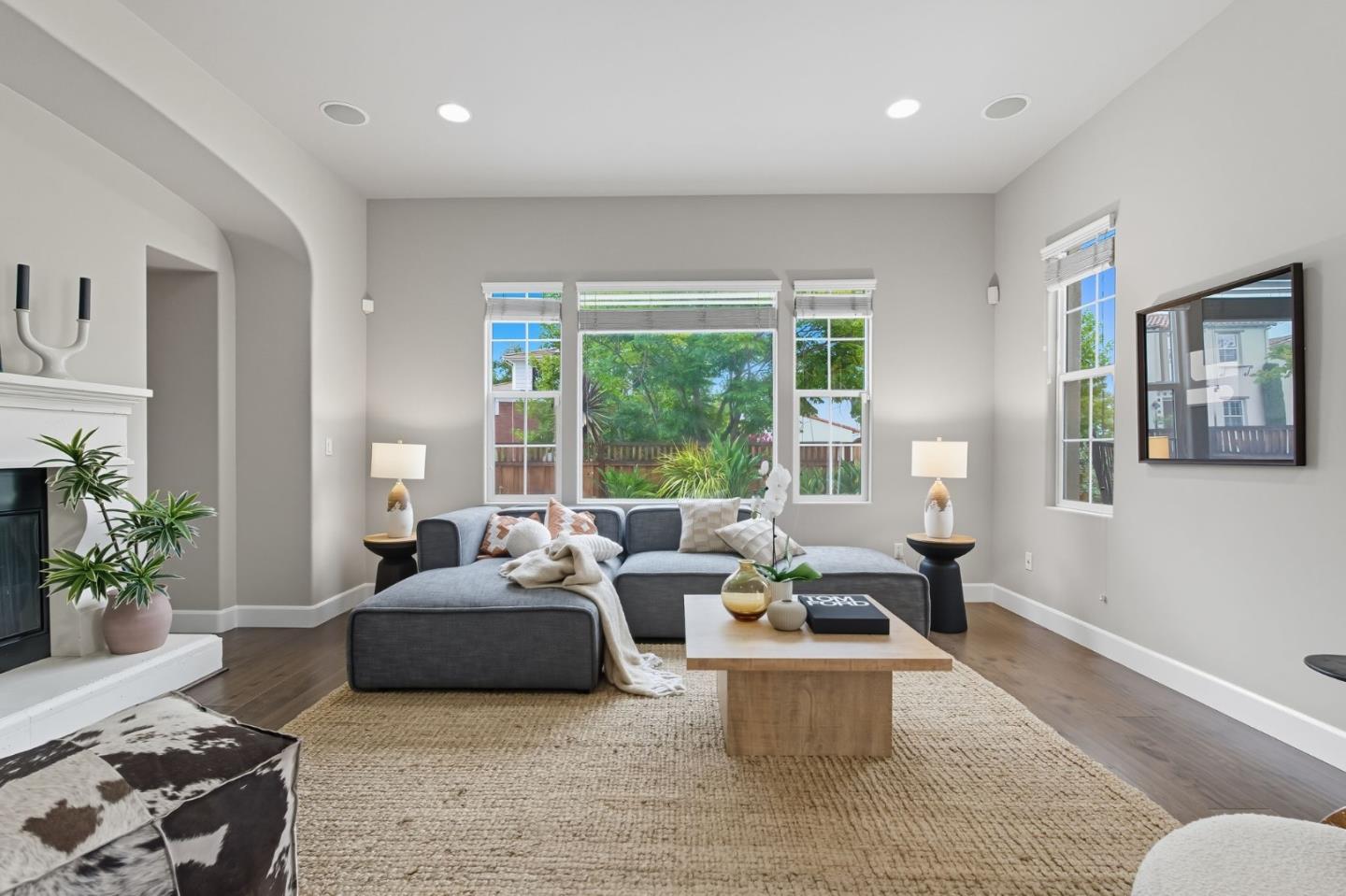 Detail Gallery Image 9 of 55 For 2129 Creekview Dr, Danville,  CA 94506 - 5 Beds | 5 Baths