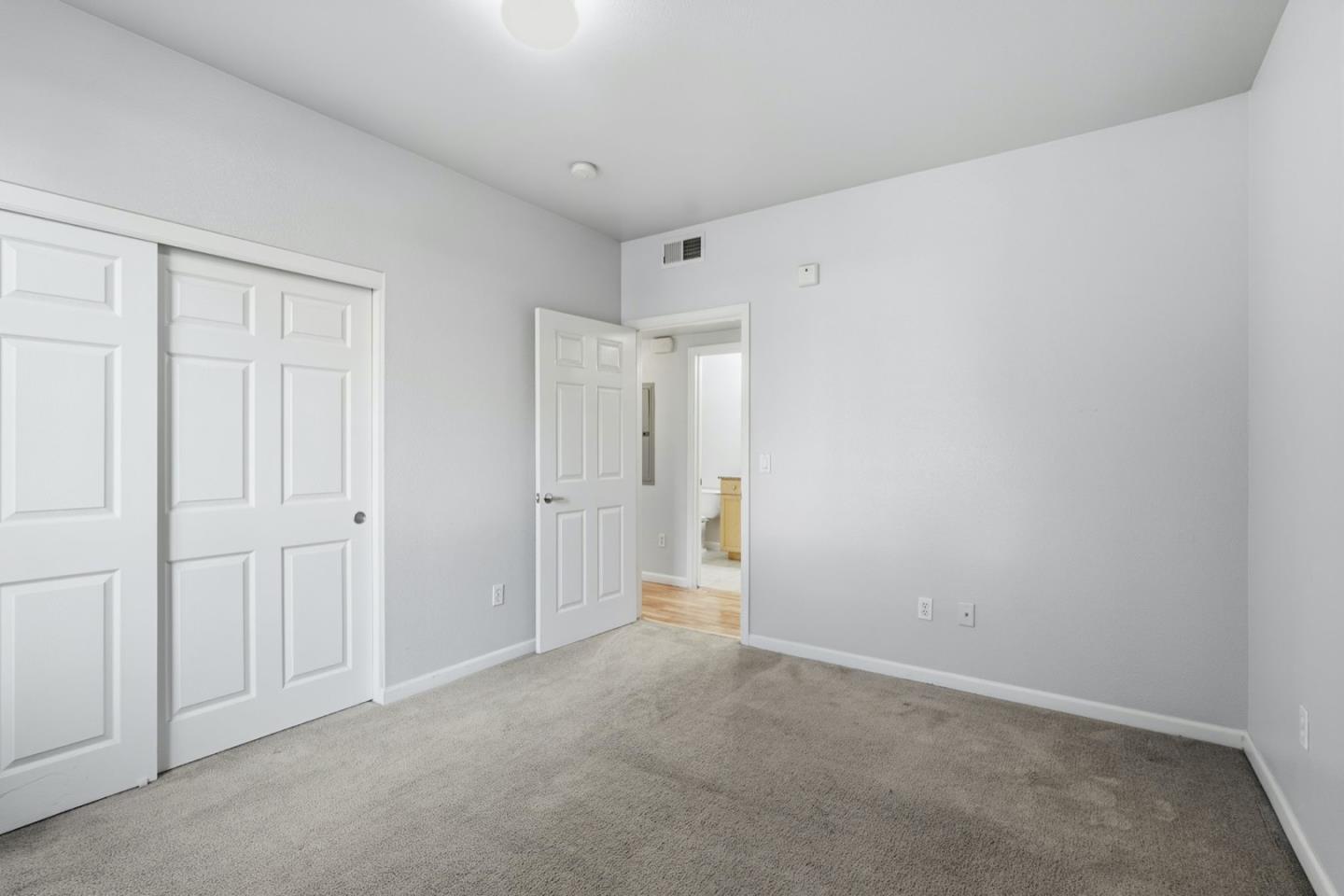 Detail Gallery Image 15 of 37 For 88 N Jackson Ave #127,  San Jose,  CA 95116 - 2 Beds | 2 Baths