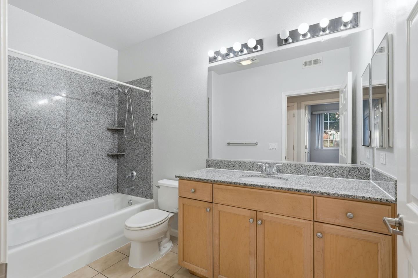 Detail Gallery Image 18 of 37 For 88 N Jackson Ave #127,  San Jose,  CA 95116 - 2 Beds | 2 Baths