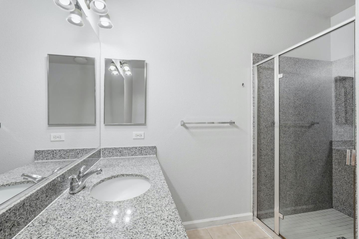 Detail Gallery Image 21 of 37 For 88 N Jackson Ave #127,  San Jose,  CA 95116 - 2 Beds | 2 Baths