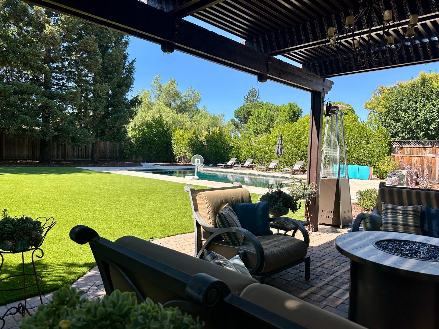 Detail Gallery Image 35 of 38 For 14421 Lenray Ln, San Jose,  CA 95124 - 5 Beds | 4 Baths