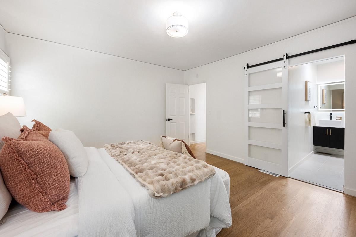 Detail Gallery Image 24 of 60 For 1111 Laguna Ave, Burlingame,  CA 94010 - 6 Beds | 4 Baths