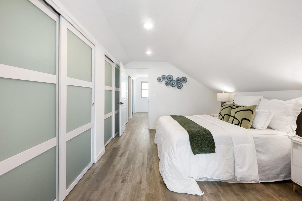 Detail Gallery Image 36 of 60 For 1111 Laguna Ave, Burlingame,  CA 94010 - 6 Beds | 4 Baths