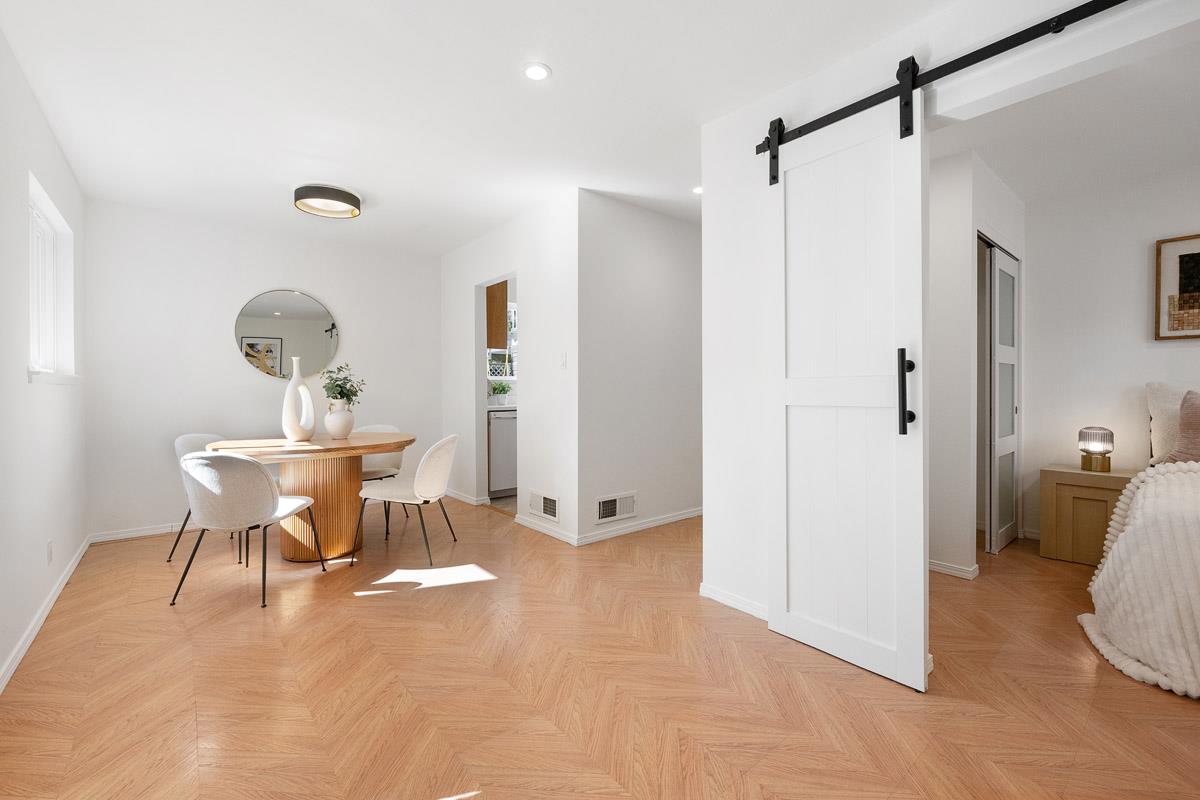 Detail Gallery Image 45 of 60 For 1111 Laguna Ave, Burlingame,  CA 94010 - 6 Beds | 4 Baths