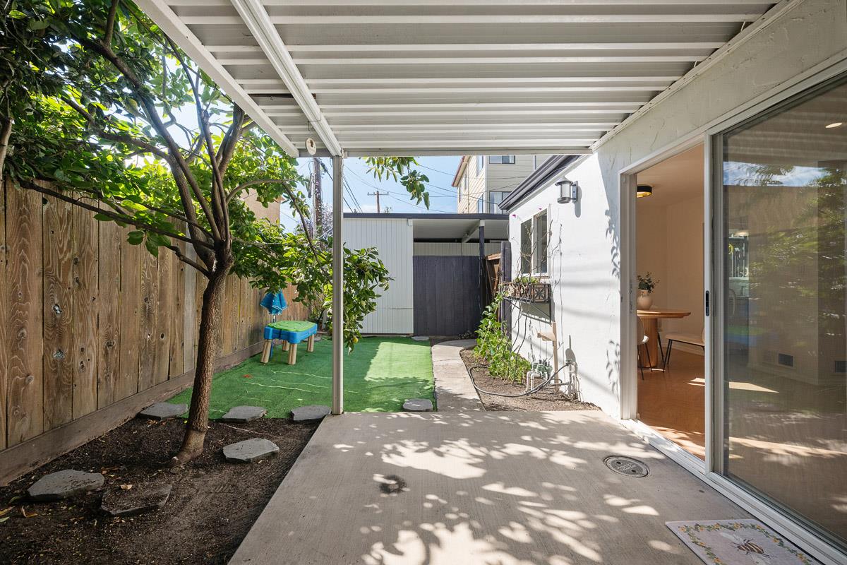 Detail Gallery Image 51 of 60 For 1111 Laguna Ave, Burlingame,  CA 94010 - 6 Beds | 4 Baths