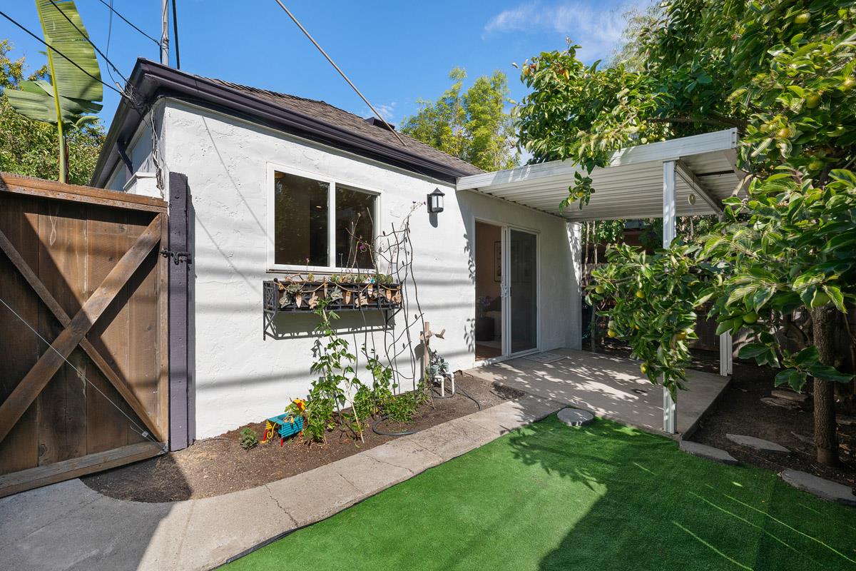 Detail Gallery Image 54 of 60 For 1111 Laguna Ave, Burlingame,  CA 94010 - 6 Beds | 4 Baths