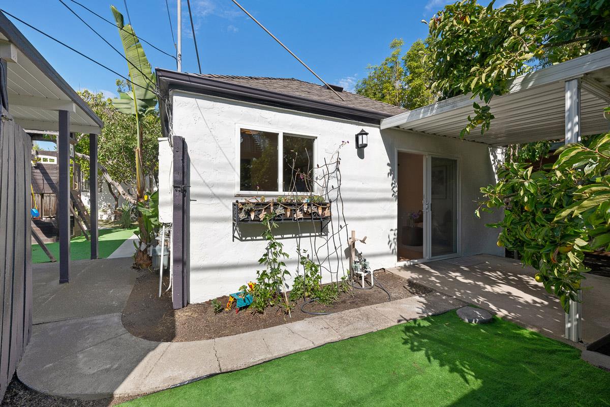 Detail Gallery Image 55 of 60 For 1111 Laguna Ave, Burlingame,  CA 94010 - 6 Beds | 4 Baths