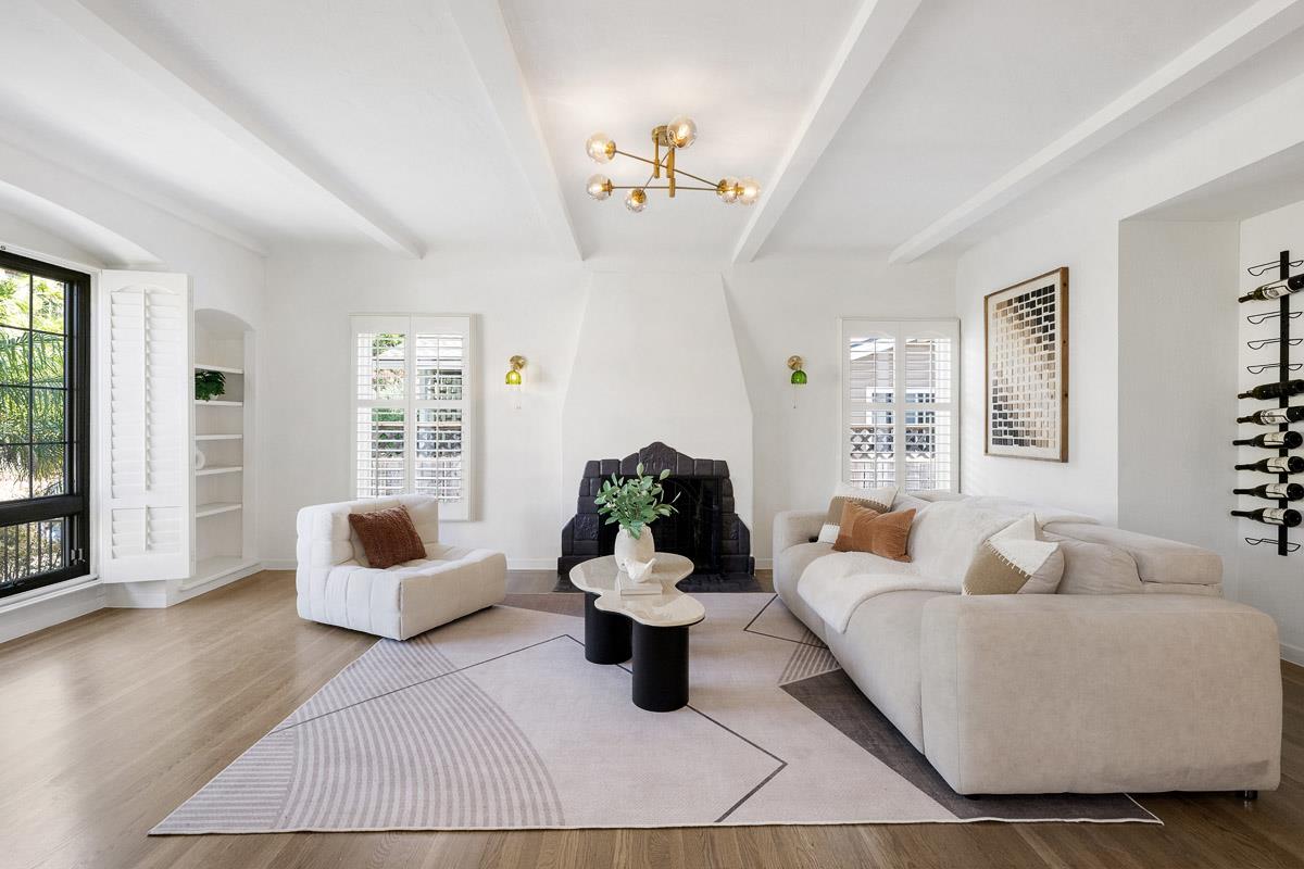 Detail Gallery Image 8 of 60 For 1111 Laguna Ave, Burlingame,  CA 94010 - 6 Beds | 4 Baths