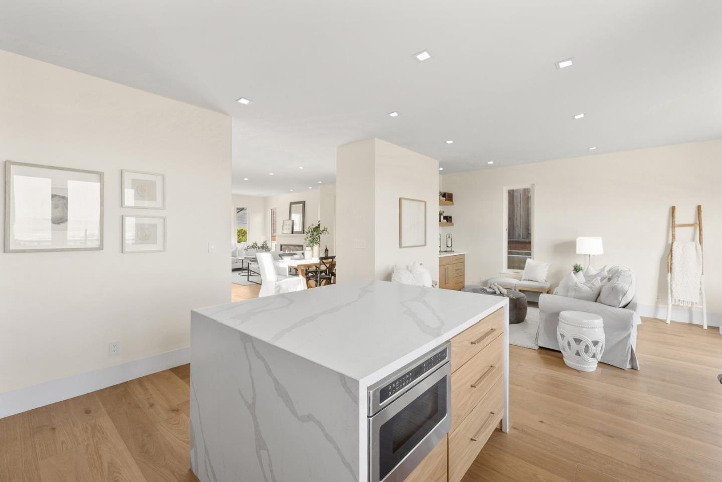 Detail Gallery Image 13 of 36 For 842 Clearfield Dr, Millbrae,  CA 94030 - 4 Beds | 3 Baths