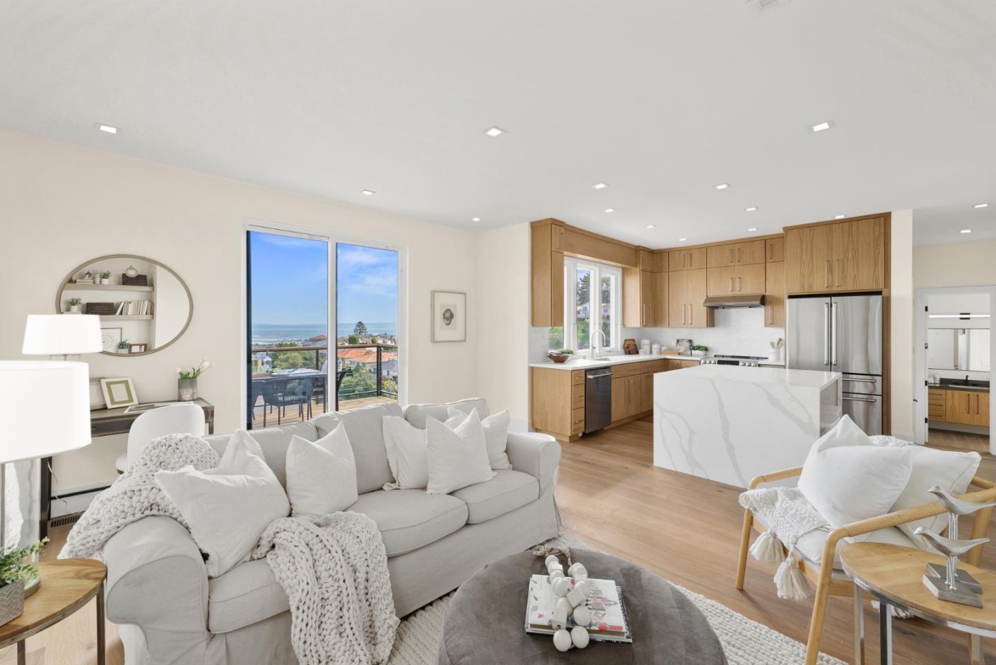 Detail Gallery Image 16 of 36 For 842 Clearfield Dr, Millbrae,  CA 94030 - 4 Beds | 3 Baths