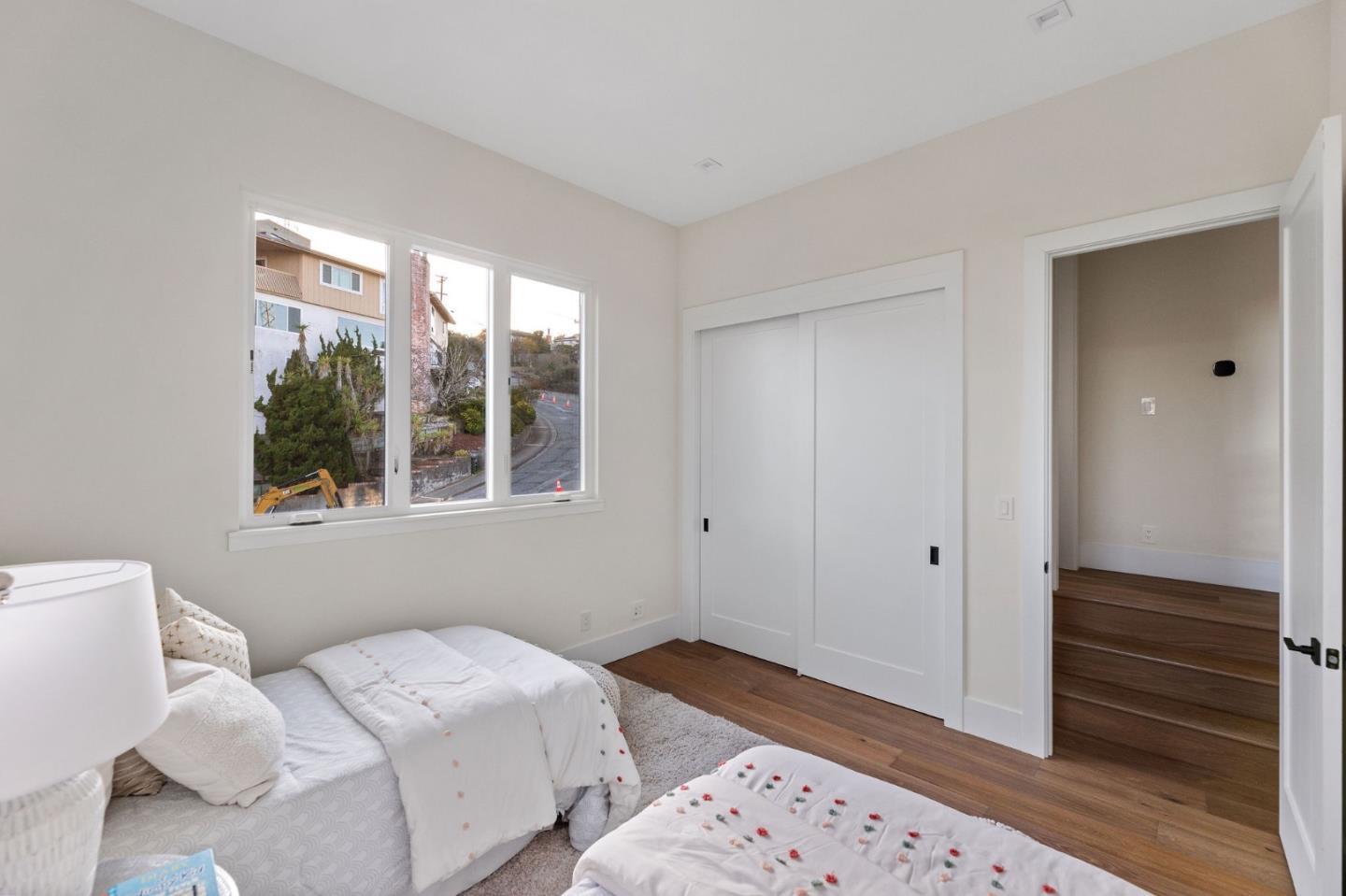 Detail Gallery Image 24 of 36 For 842 Clearfield Dr, Millbrae,  CA 94030 - 4 Beds | 3 Baths