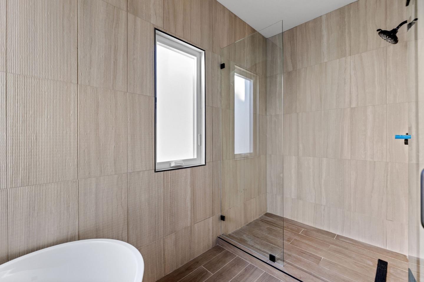 Detail Gallery Image 31 of 36 For 842 Clearfield Dr, Millbrae,  CA 94030 - 4 Beds | 3 Baths