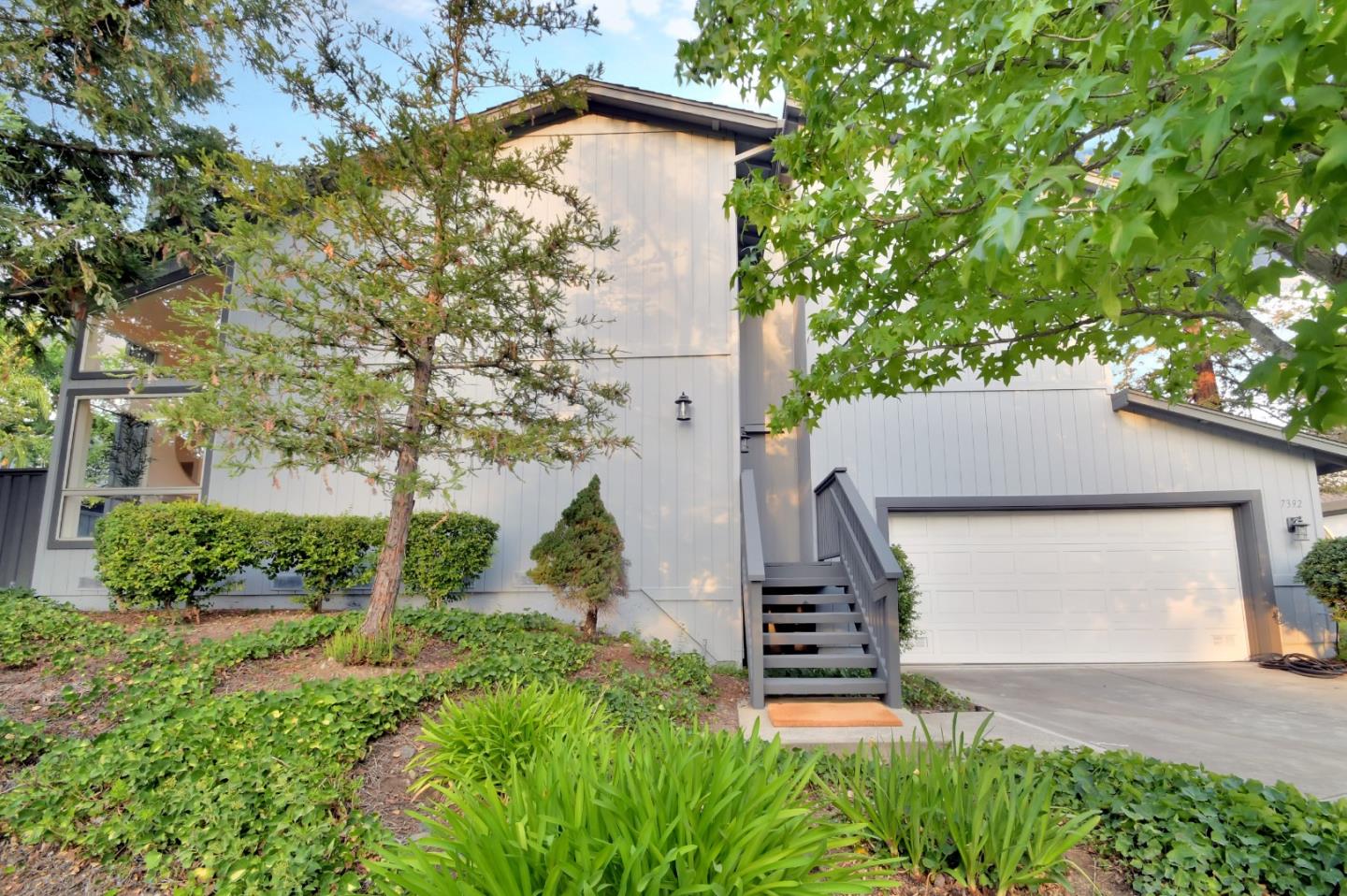 Detail Gallery Image 2 of 69 For 7392 Tulare Hill Dr, San Jose,  CA 95139 - 3 Beds | 2/1 Baths