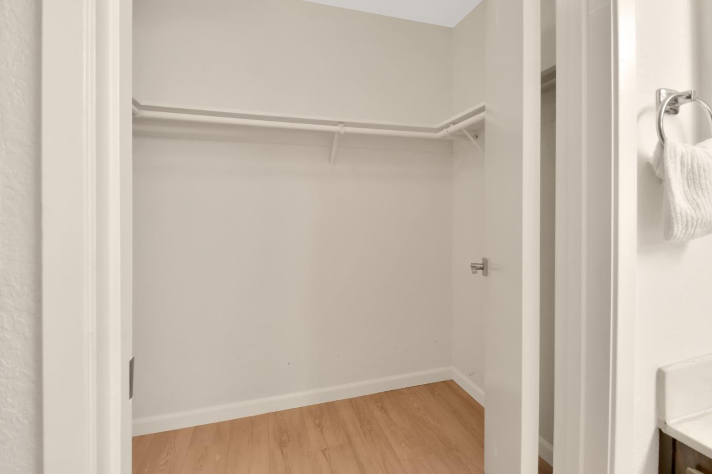 Detail Gallery Image 30 of 69 For 7392 Tulare Hill Dr, San Jose,  CA 95139 - 3 Beds | 2/1 Baths