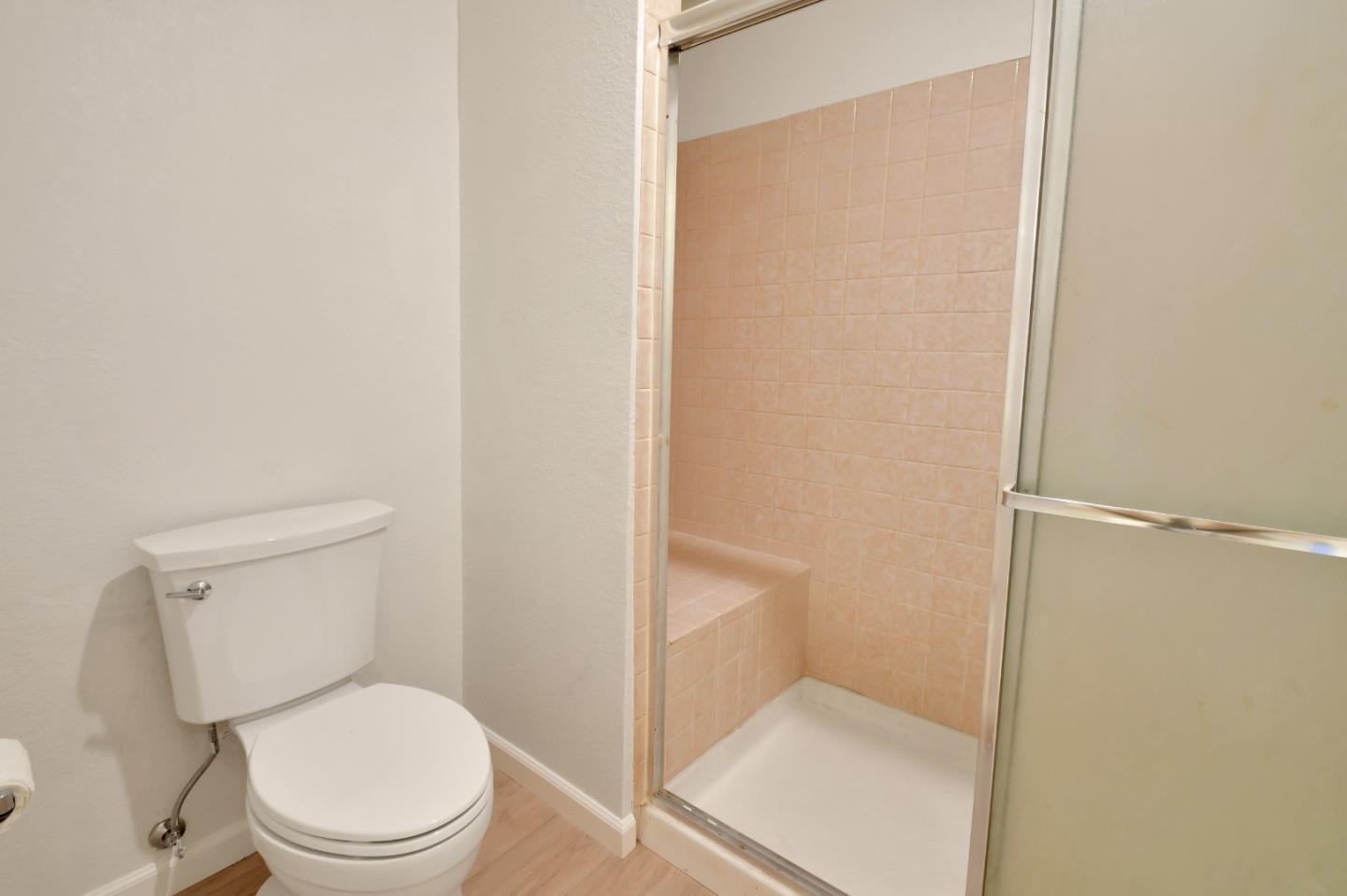 Detail Gallery Image 32 of 69 For 7392 Tulare Hill Dr, San Jose,  CA 95139 - 3 Beds | 2/1 Baths