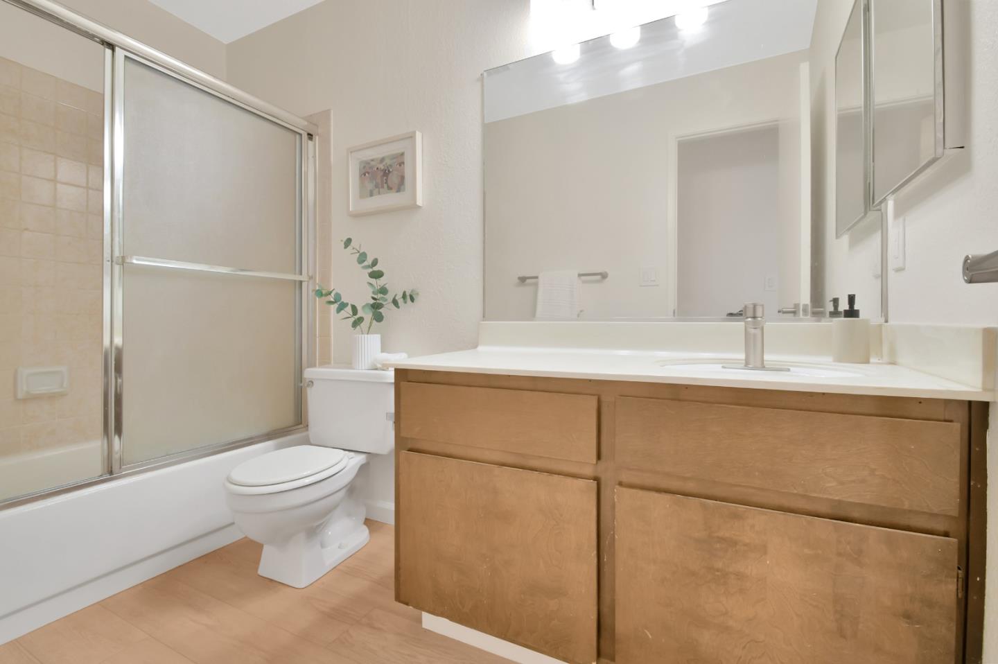 Detail Gallery Image 34 of 69 For 7392 Tulare Hill Dr, San Jose,  CA 95139 - 3 Beds | 2/1 Baths