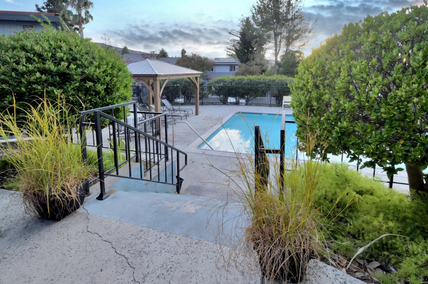 Detail Gallery Image 55 of 69 For 7392 Tulare Hill Dr, San Jose,  CA 95139 - 3 Beds | 2/1 Baths