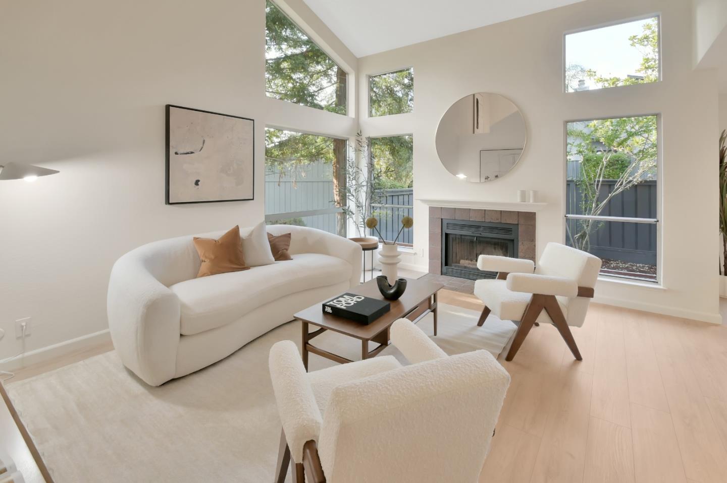 Detail Gallery Image 9 of 69 For 7392 Tulare Hill Dr, San Jose,  CA 95139 - 3 Beds | 2/1 Baths