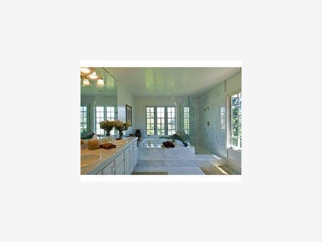 Detail Gallery Image 7 of 8 For 198 Cypress Point Rd, Half Moon Bay,  CA 94019 - 4 Beds | 3/1 Baths