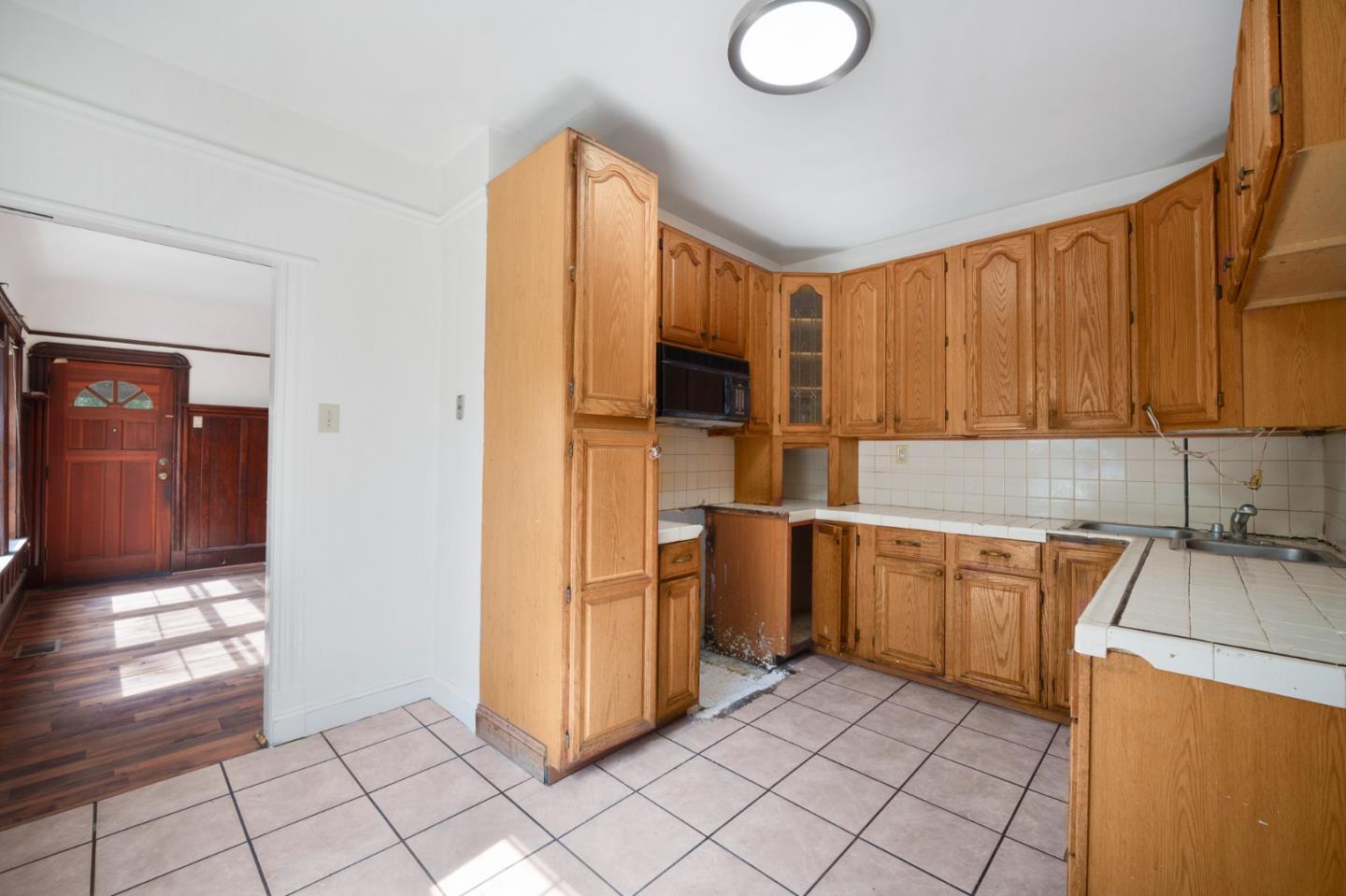 Detail Gallery Image 16 of 32 For 674 S 5th St, San Jose,  CA 95112 - 3 Beds | 3/1 Baths