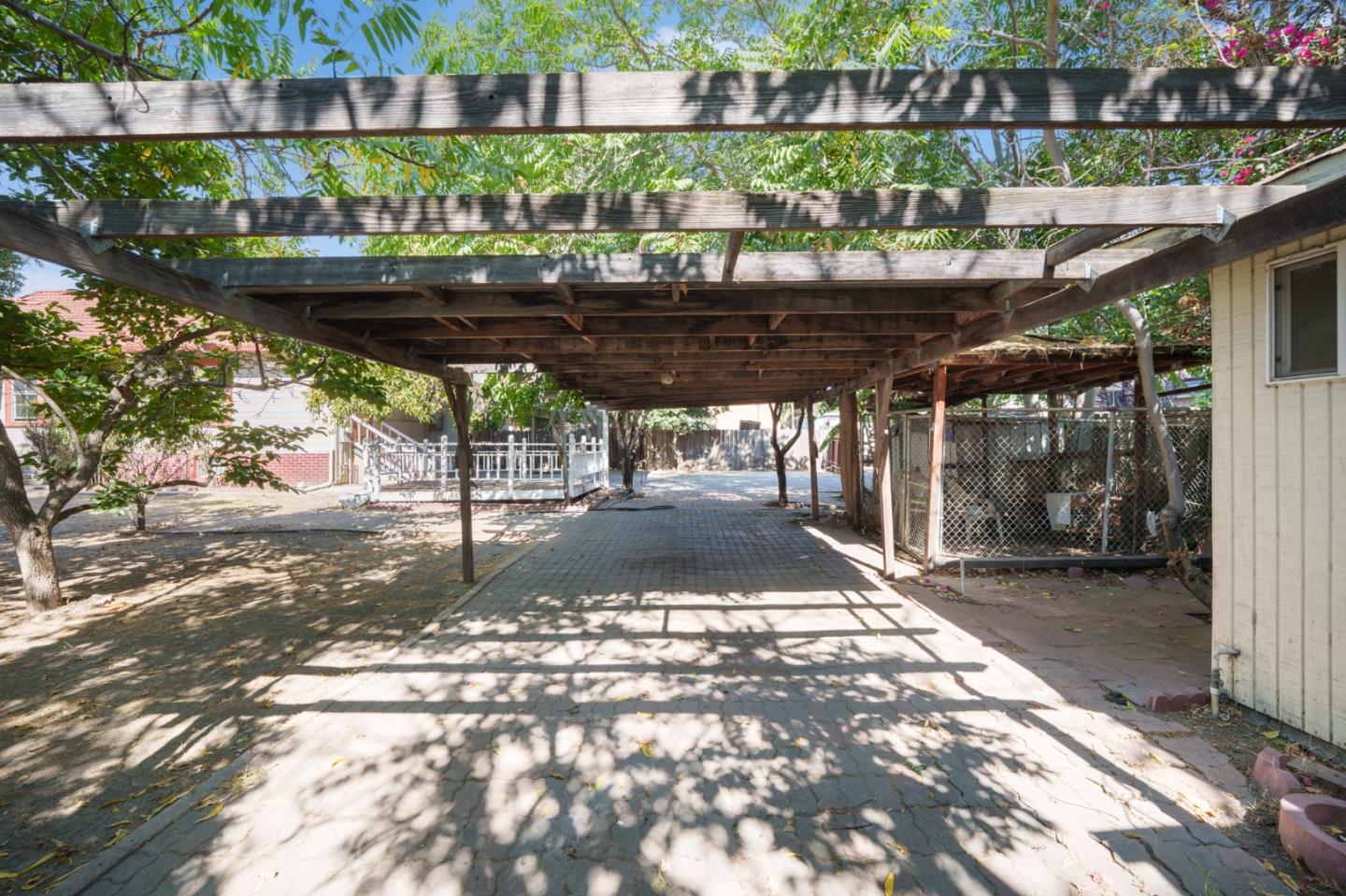 Detail Gallery Image 26 of 32 For 674 S 5th St, San Jose,  CA 95112 - 3 Beds | 3/1 Baths