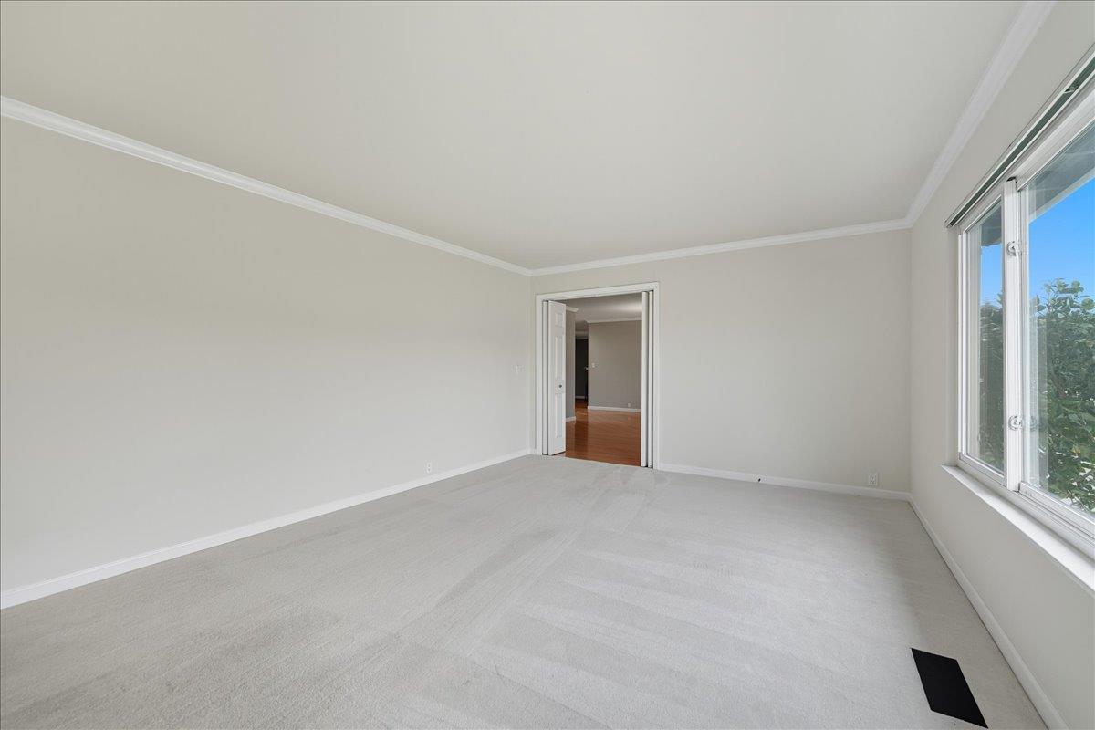 Detail Gallery Image 13 of 30 For 7025 Bret Harte Dr, San Jose,  CA 95120 - 4 Beds | 2 Baths