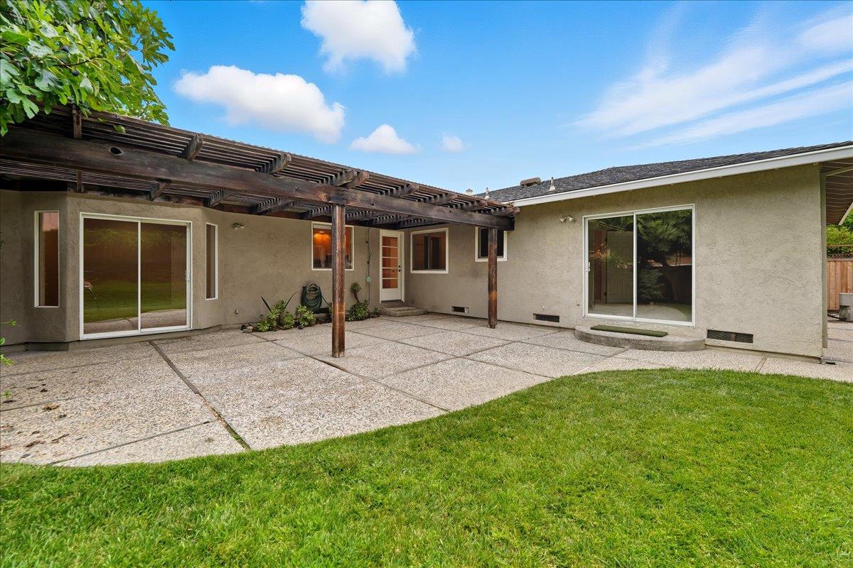 Detail Gallery Image 25 of 30 For 7025 Bret Harte Dr, San Jose,  CA 95120 - 4 Beds | 2 Baths