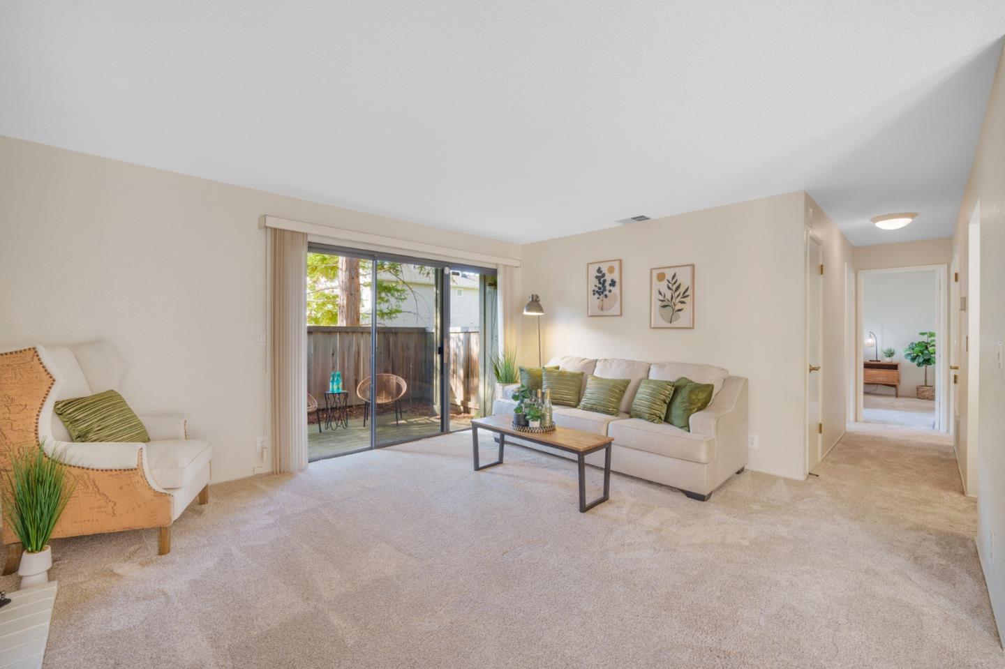 Detail Gallery Image 2 of 26 For 1204 La Terrace Cir, San Jose,  CA 95123 - 2 Beds | 1 Baths