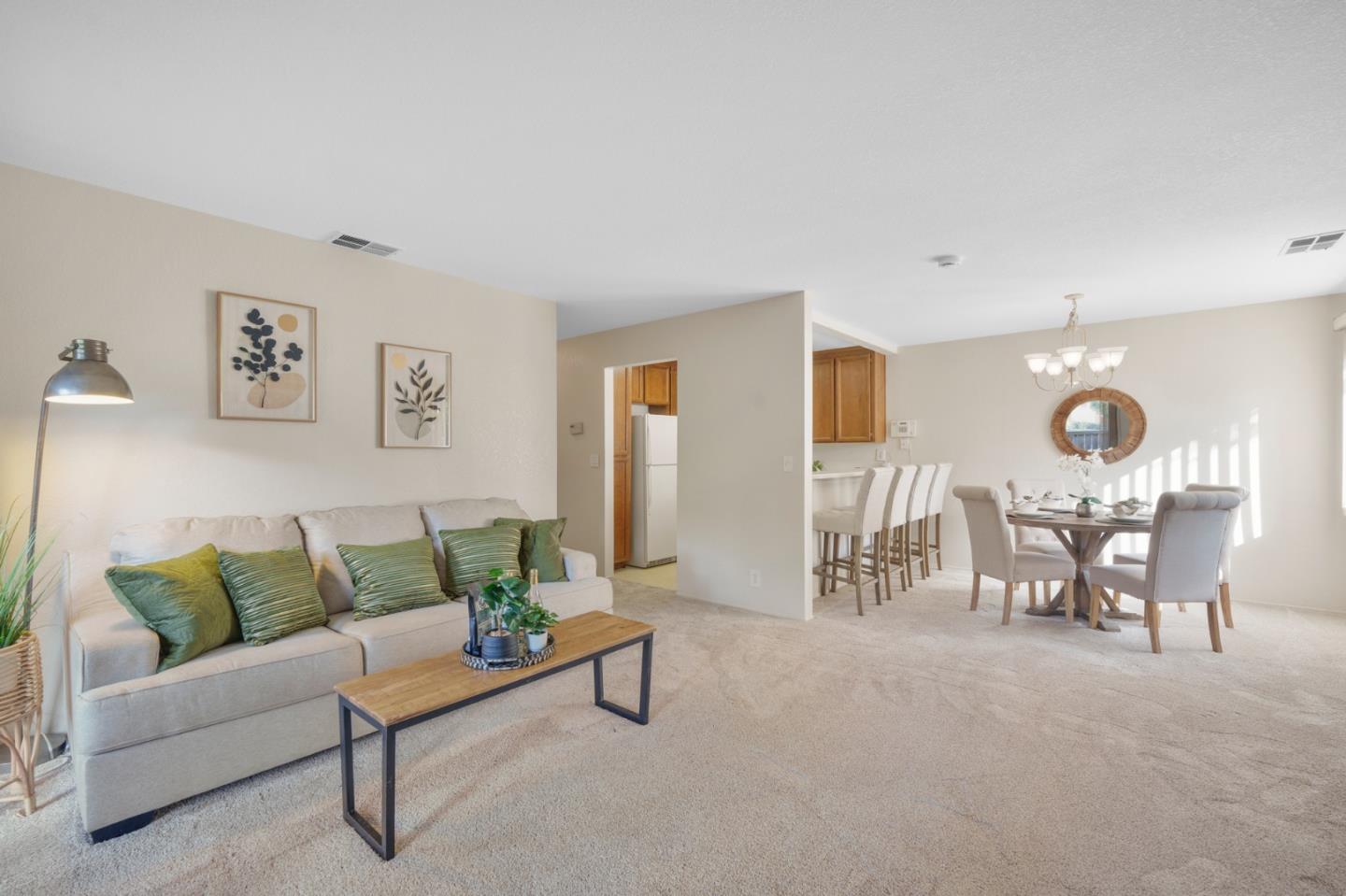 Detail Gallery Image 3 of 26 For 1204 La Terrace Cir, San Jose,  CA 95123 - 2 Beds | 1 Baths