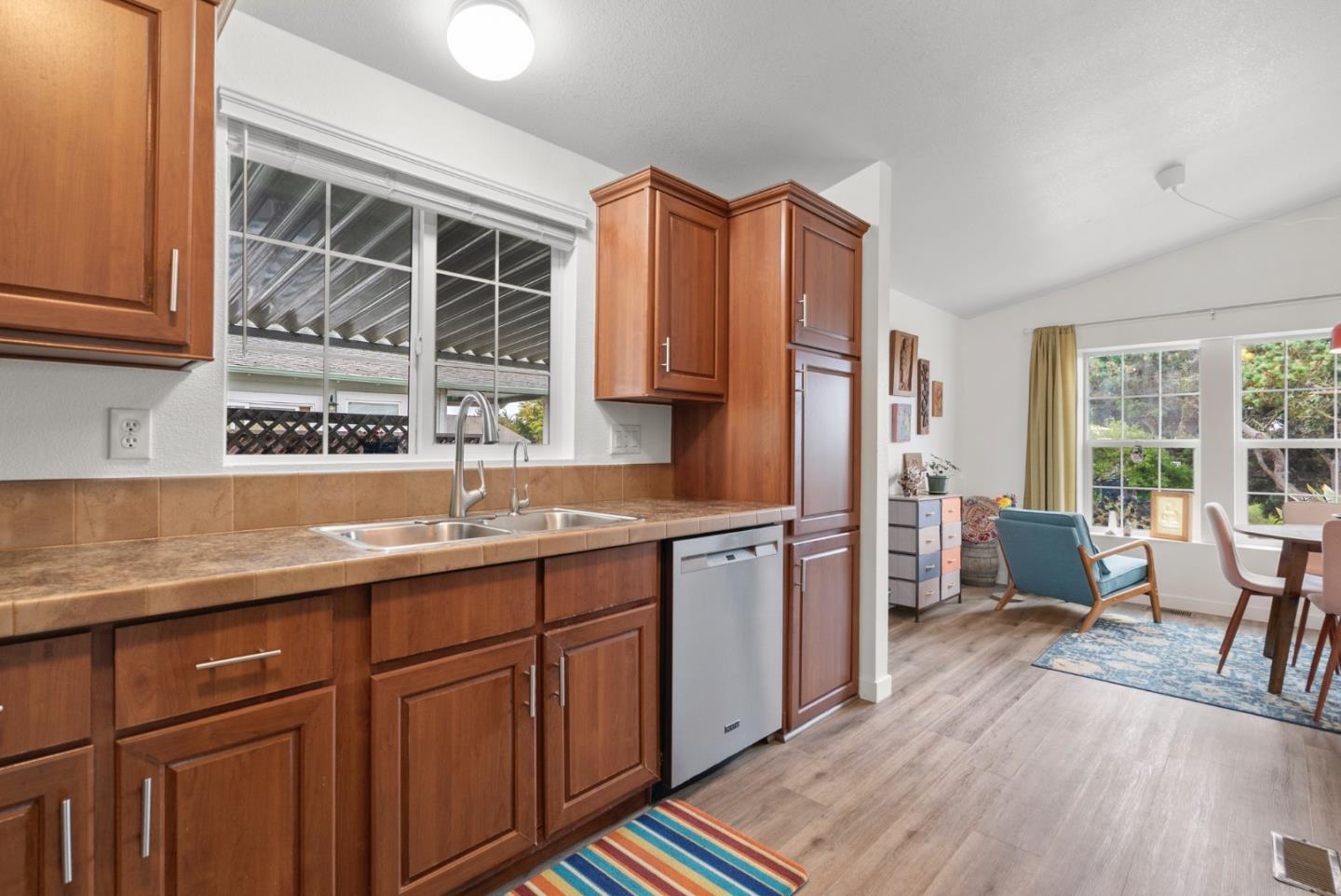 Detail Gallery Image 12 of 55 For 2395 Delaware Ave #88,  Santa Cruz,  CA 95060 - 3 Beds | 2 Baths